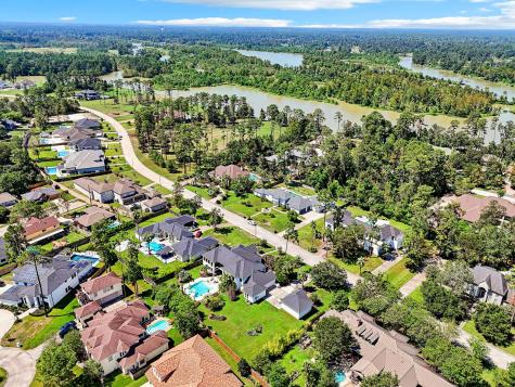 37 Kings Lake Estates Boulevard Humble TX 77346