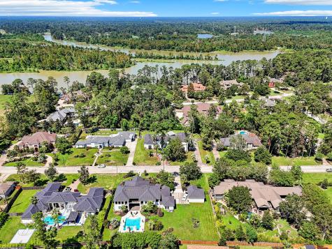 37 Kings Lake Estates Boulevard Humble TX 77346