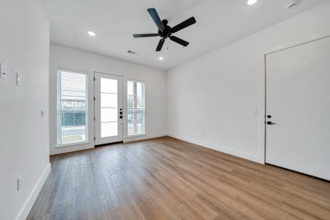 1601-127 Mustang Drive Marble Falls TX 78654