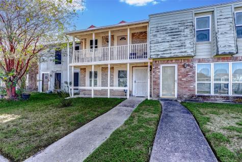 8326 Oakhaven Road La Porte TX 77571