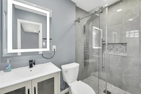 5215 Trail Lake Drive Houston TX 77045