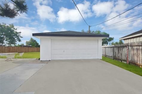 5215 Trail Lake Drive Houston TX 77045