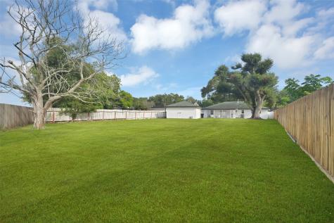 5215 Trail Lake Drive Houston TX 77045