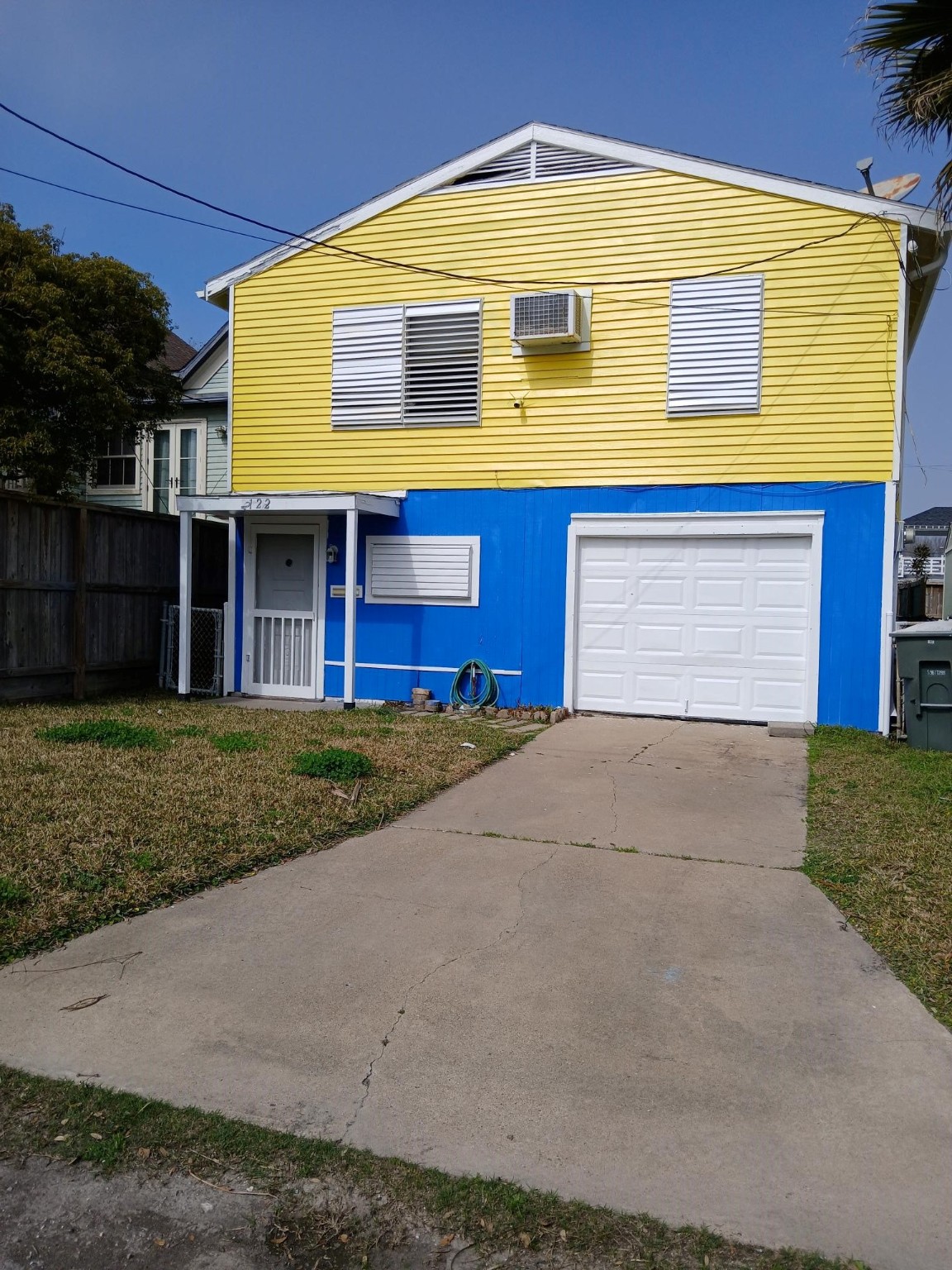 2122 Avenue O 1/2 Galveston TX 77550