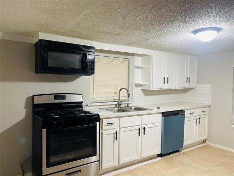 166 Sycamore Street Richwood TX 77531