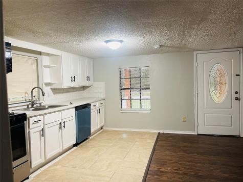 166 Sycamore Street Richwood TX 77531
