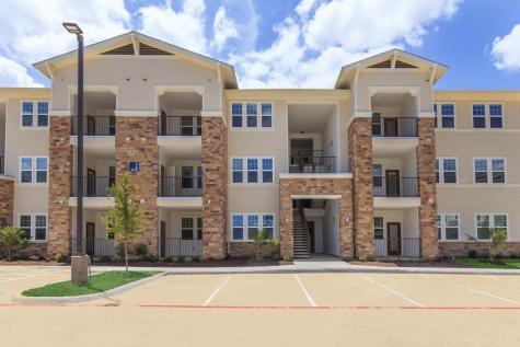 4100 N Parkdale Drive 144 Denison TX 75020