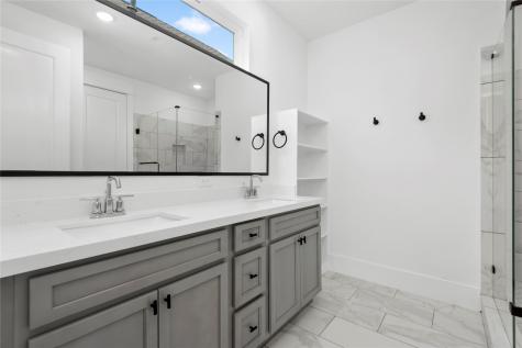 308 Cyclamen Street Houston TX 77018