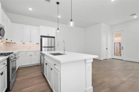 308 Cyclamen Street Houston TX 77018