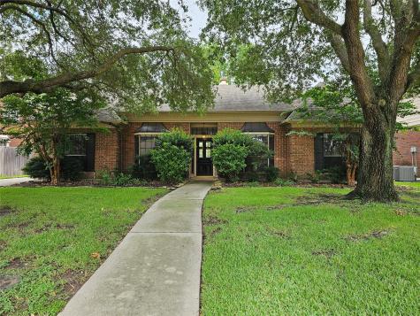15806 Sweetwater Creek Drive Houston TX 77095
