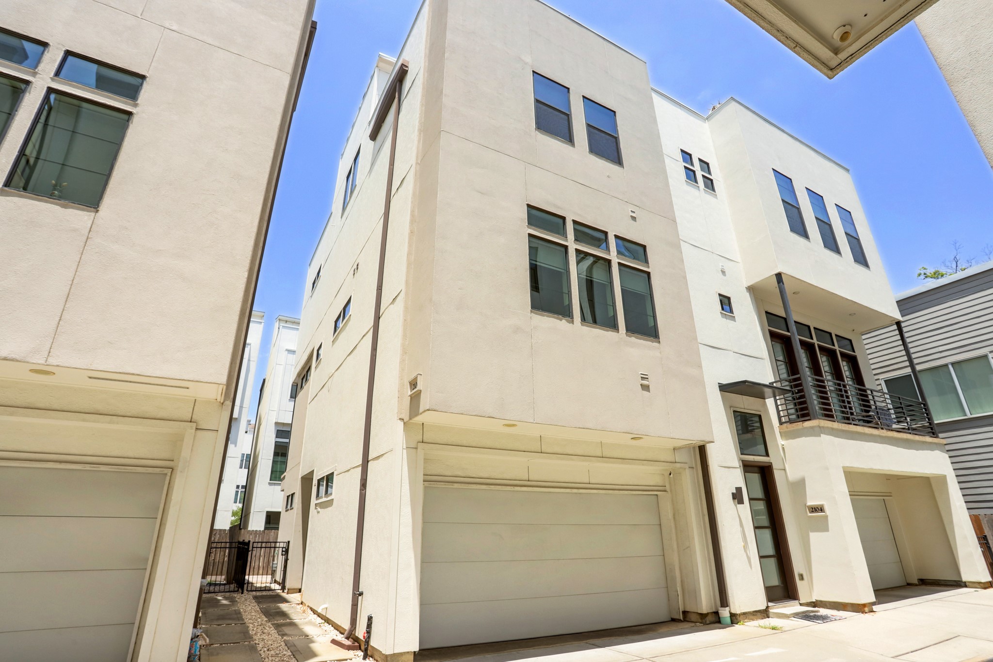 2106 Colorado Street Houston TX 77007