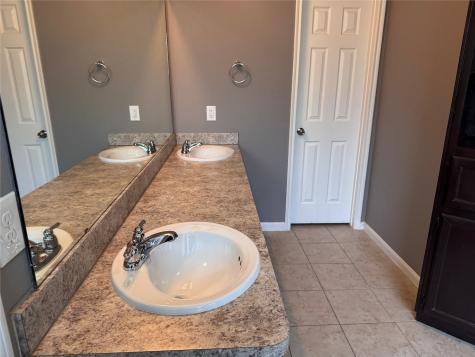13130 Lucy Grove Lane Houston TX 77044