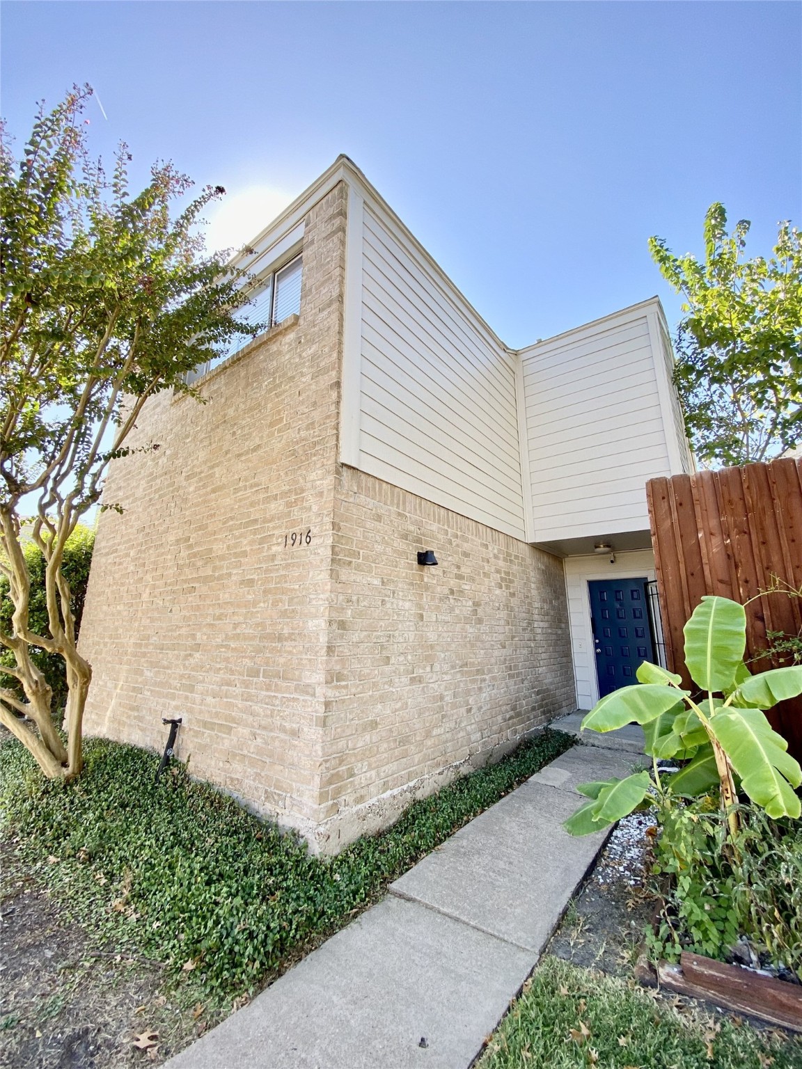 1916 Trixie Lane Houston TX 77042