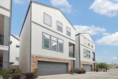 746 W Donovan Street Houston TX 77091