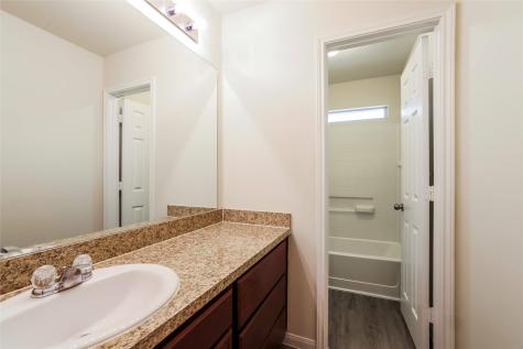 12318 Roy Mix Bohn Lane Houston TX 77044