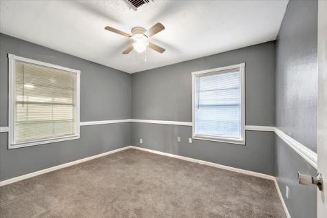 13101 Knollcrest Street Houston TX 77015