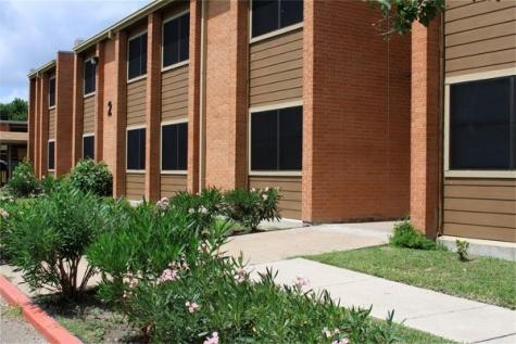 411 Lozano Street Cameron TX 78550