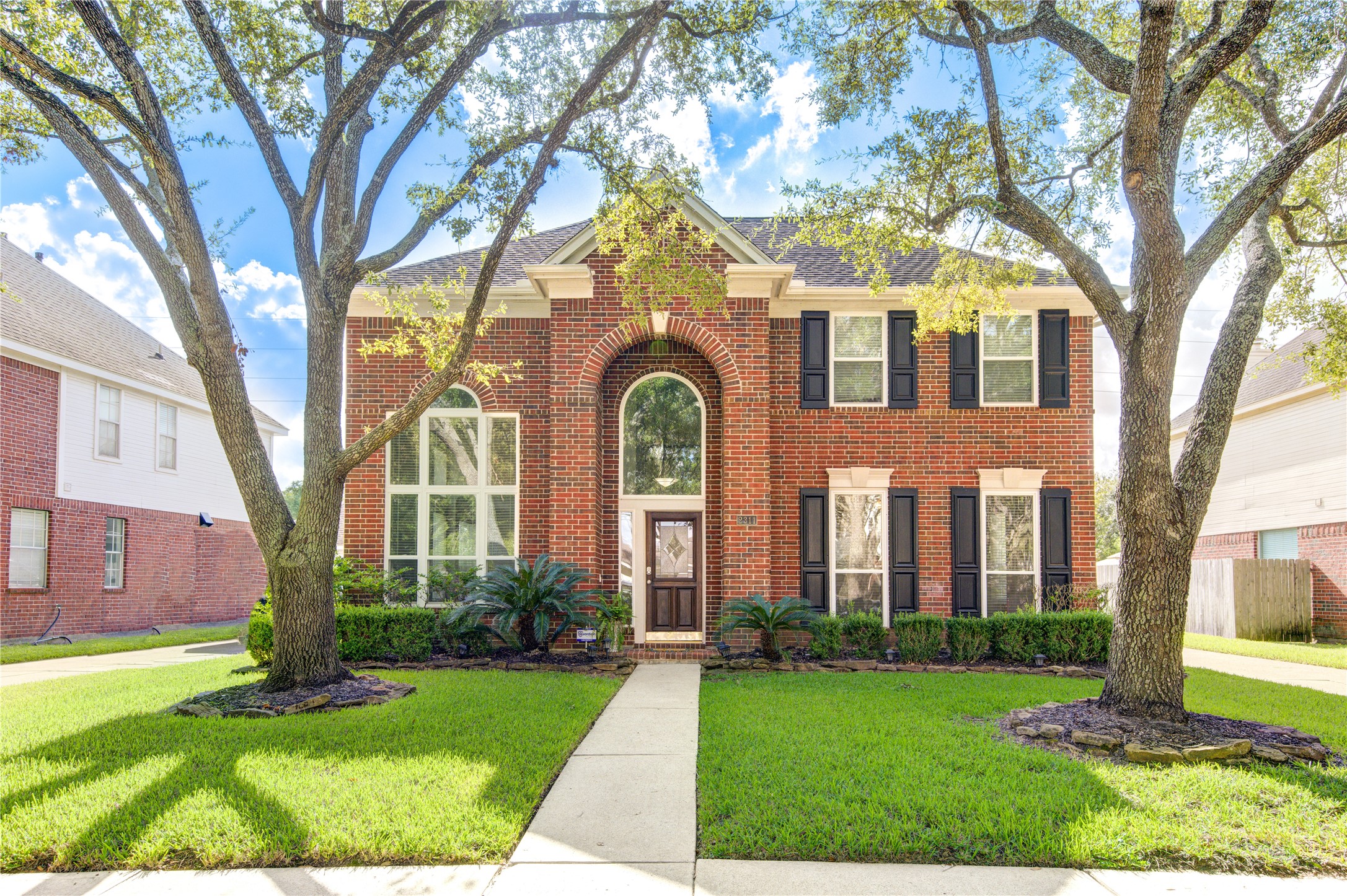 2311 Cypress Run Drive Sugar Land TX 77478