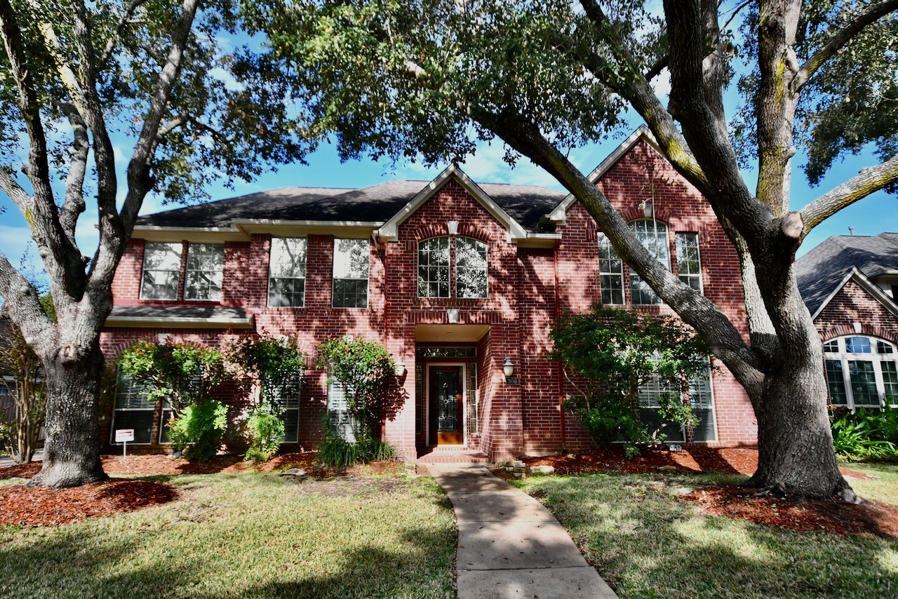 906 Whitby Court Sugar Land TX 77479