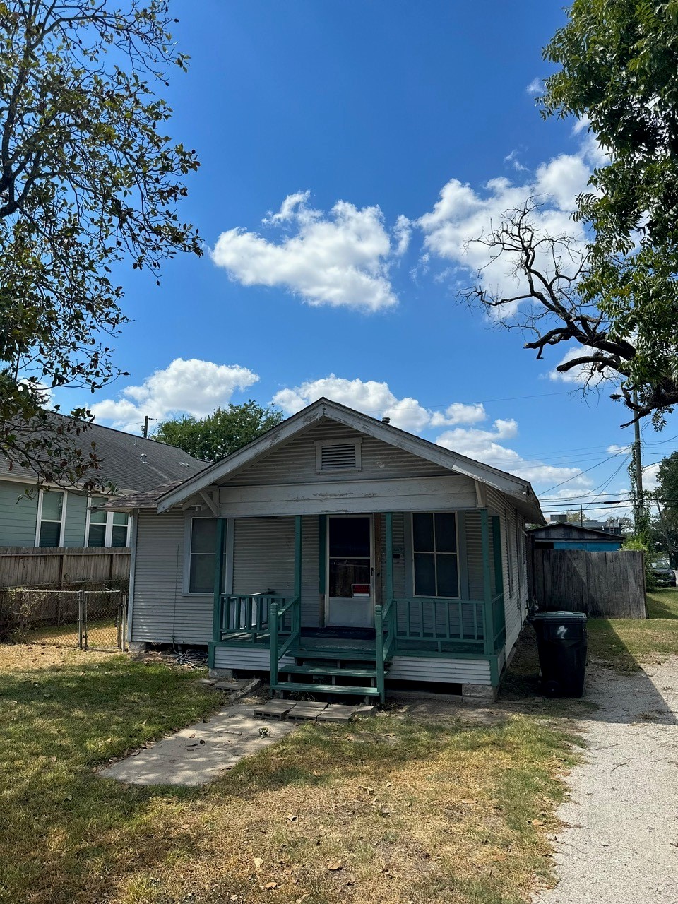 1415 Tabor Street Houston TX 77009