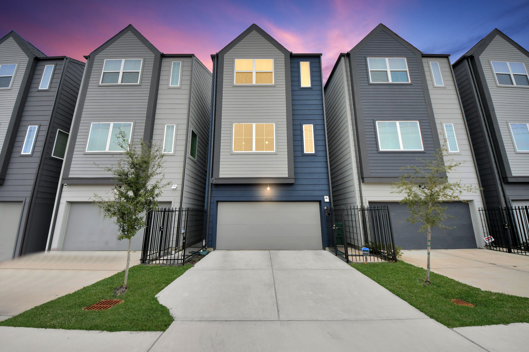 4320 Arlington Street Houston TX 77022