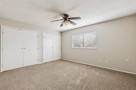 324 Olive Street Huntsville TX 77340
