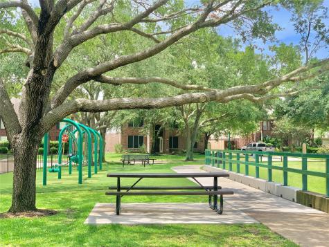 11210 Chestnut Woods Trail Houston TX 77065