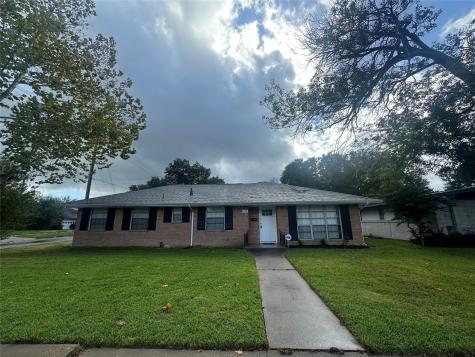 7742 Meadville Street Houston TX 77061