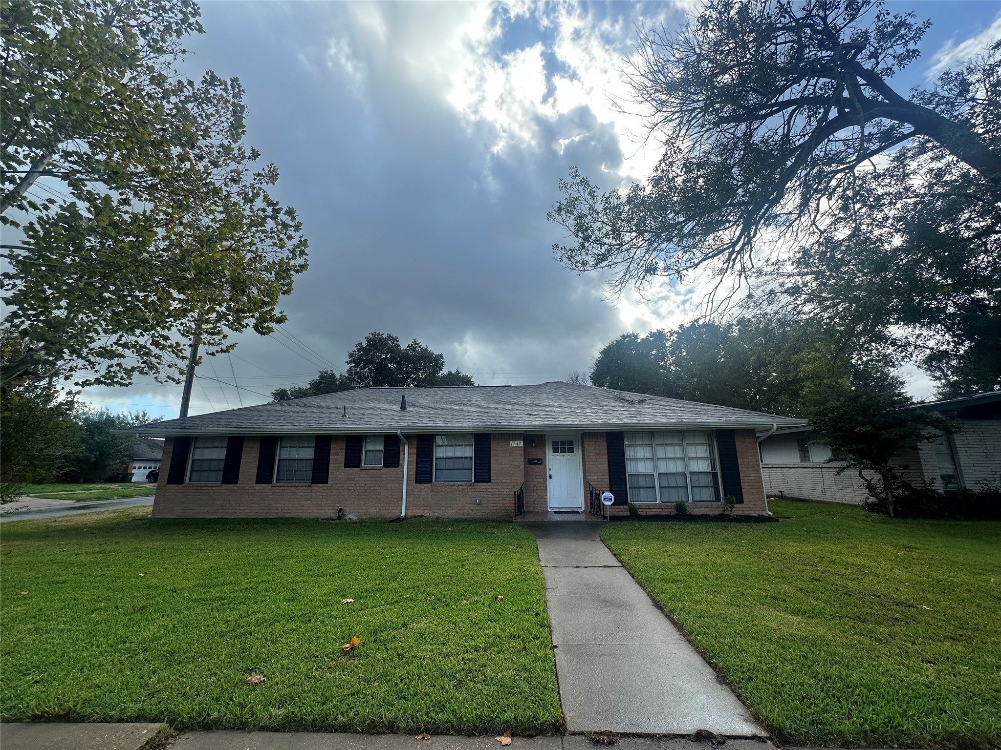 7742 Meadville Street Houston TX 77061