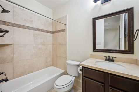 1823 W 24th Street Houston TX 77008