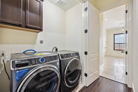 1823 W 24th Street Houston TX 77008