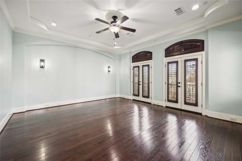 1823 W 24th Street Houston TX 77008