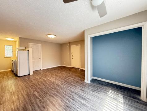 2501 Yoakum Boulevard 16 Houston TX 77006