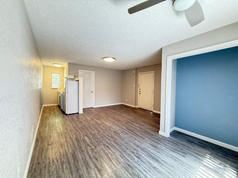 2501 Yoakum Boulevard 16 Houston TX 77006