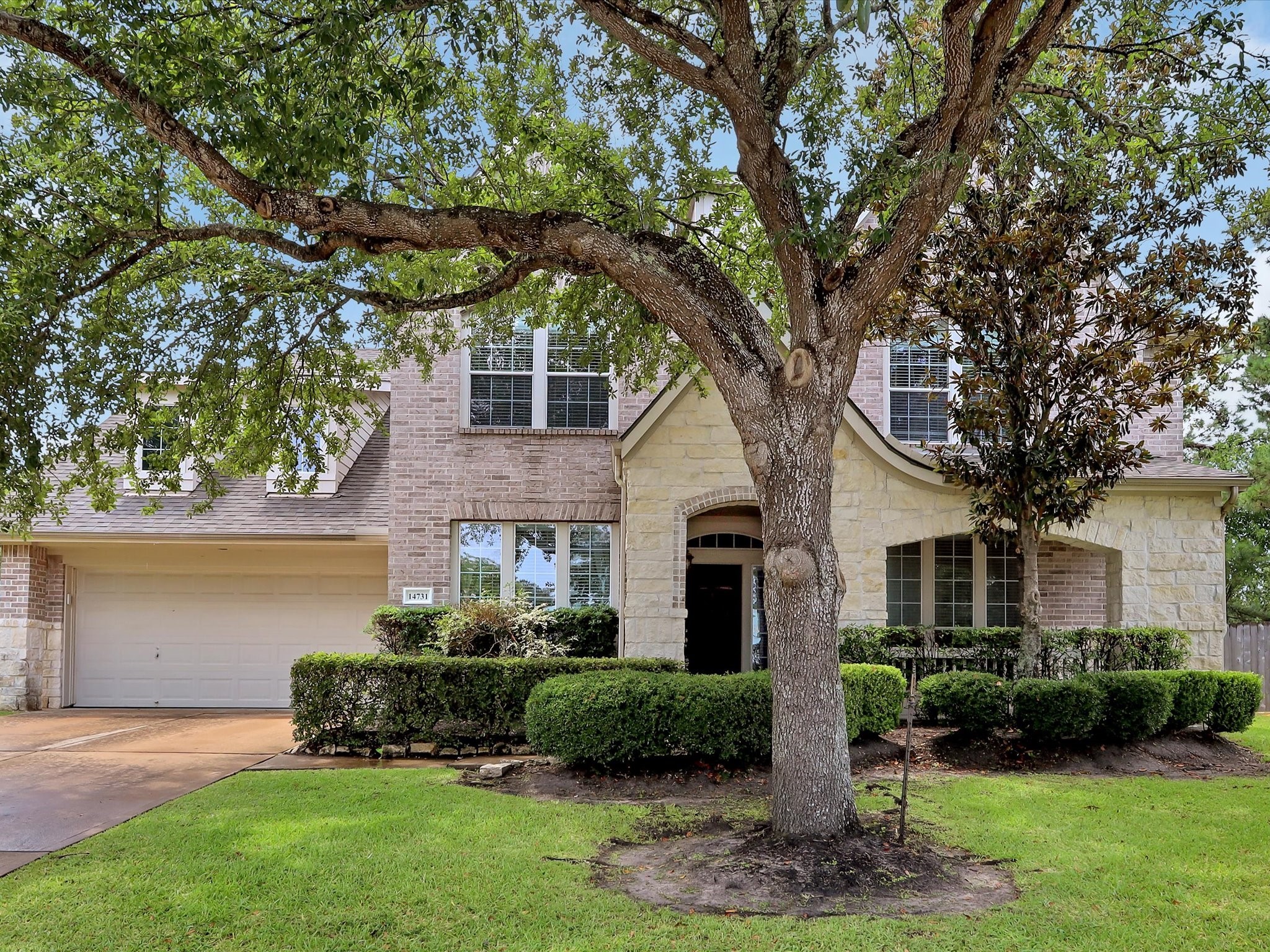 14731 Oaks Crossing Lane Houston TX 77070