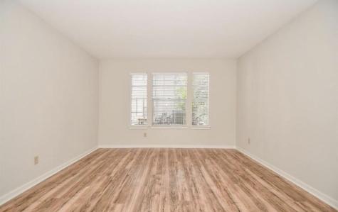 2333 Bering Drive 123 Houston TX 77057