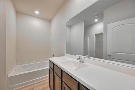 553 Amberwood Park Drive Katy TX 77493