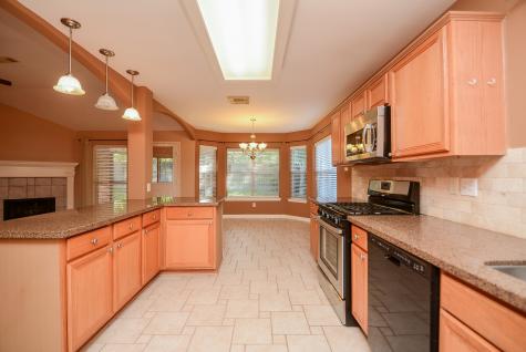 13639 Country Pine Court Tomball TX 77375