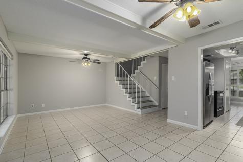 1513 S 8th Street La Porte TX 77571
