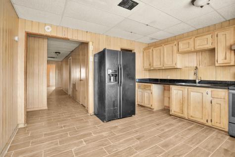 601 S Cochran Street Willis TX 77378