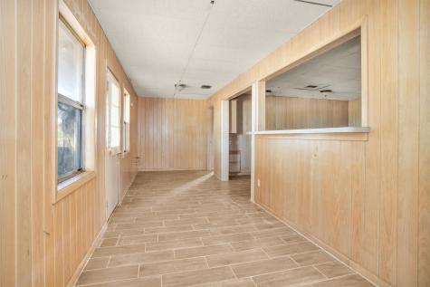 601 S Cochran Street Willis TX 77378