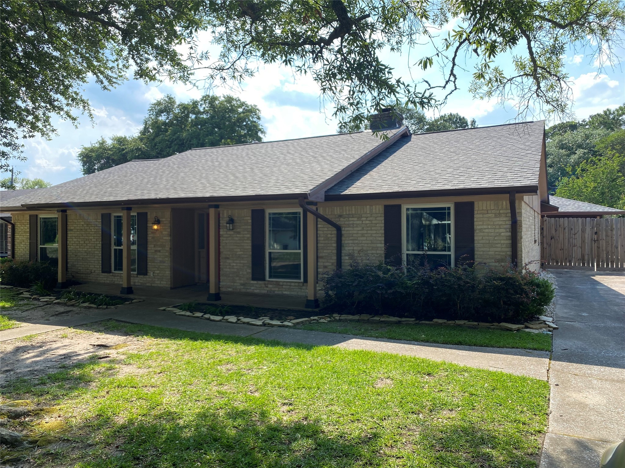 1315 Creek Hollow Drive El Lago TX 77586