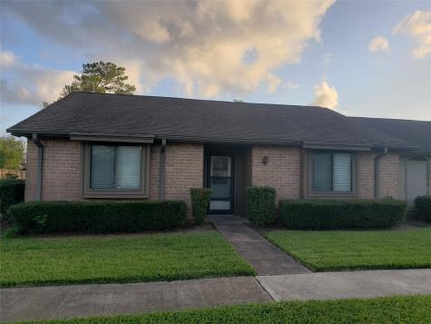 3970 Laura Leigh Drive Friendswood TX 77546