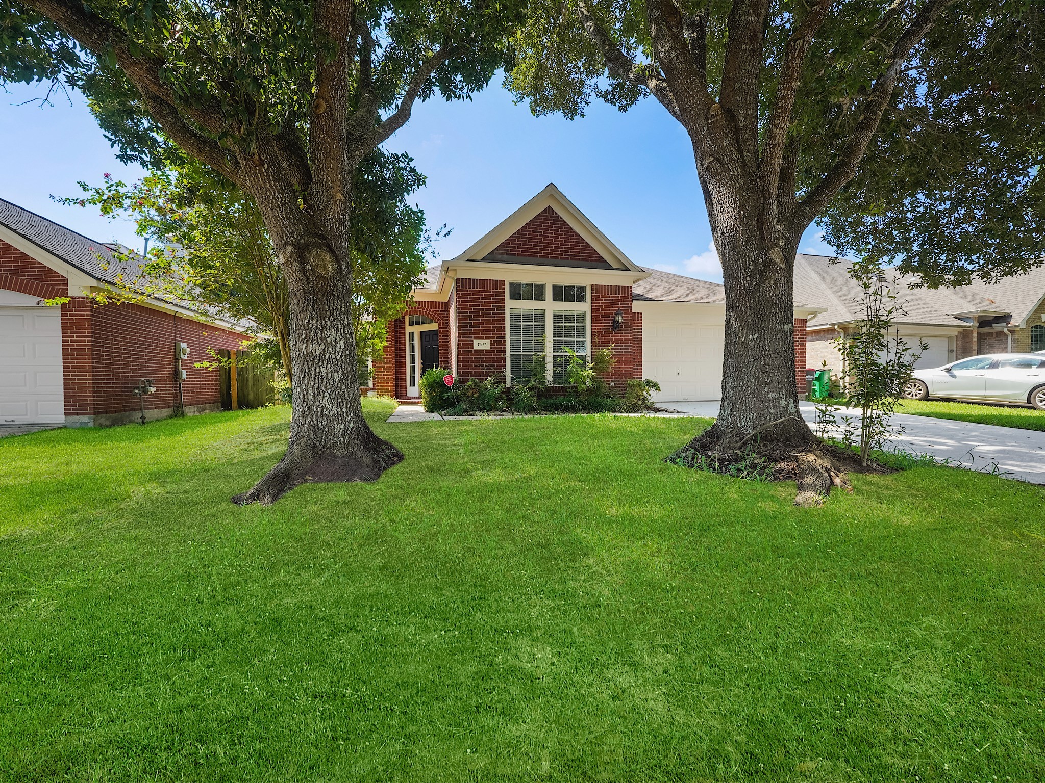 3702 Glenhill Drive Pearland TX 77584