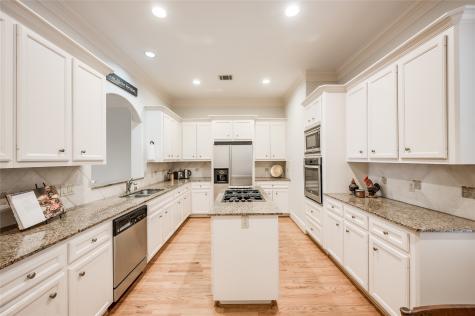 3511 Yupon Street Houston TX 77006