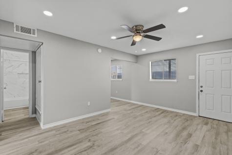 911 Avenue K 11 Galveston TX 77550
