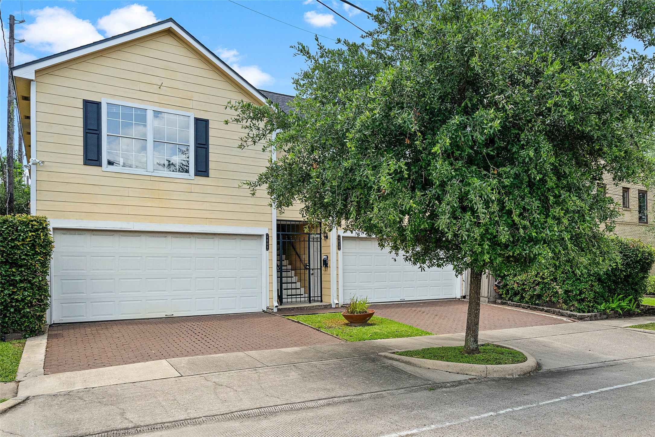 4608 Woodhead Street Houston TX 77098