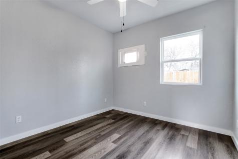 438 S San Joaquin Avenue 1 San Antonio TX 78237