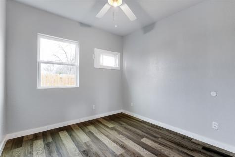 438 S San Joaquin Avenue 1 San Antonio TX 78237