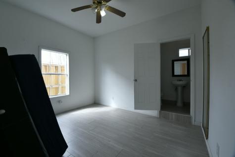 5817 Gaston Street B Houston TX 77016